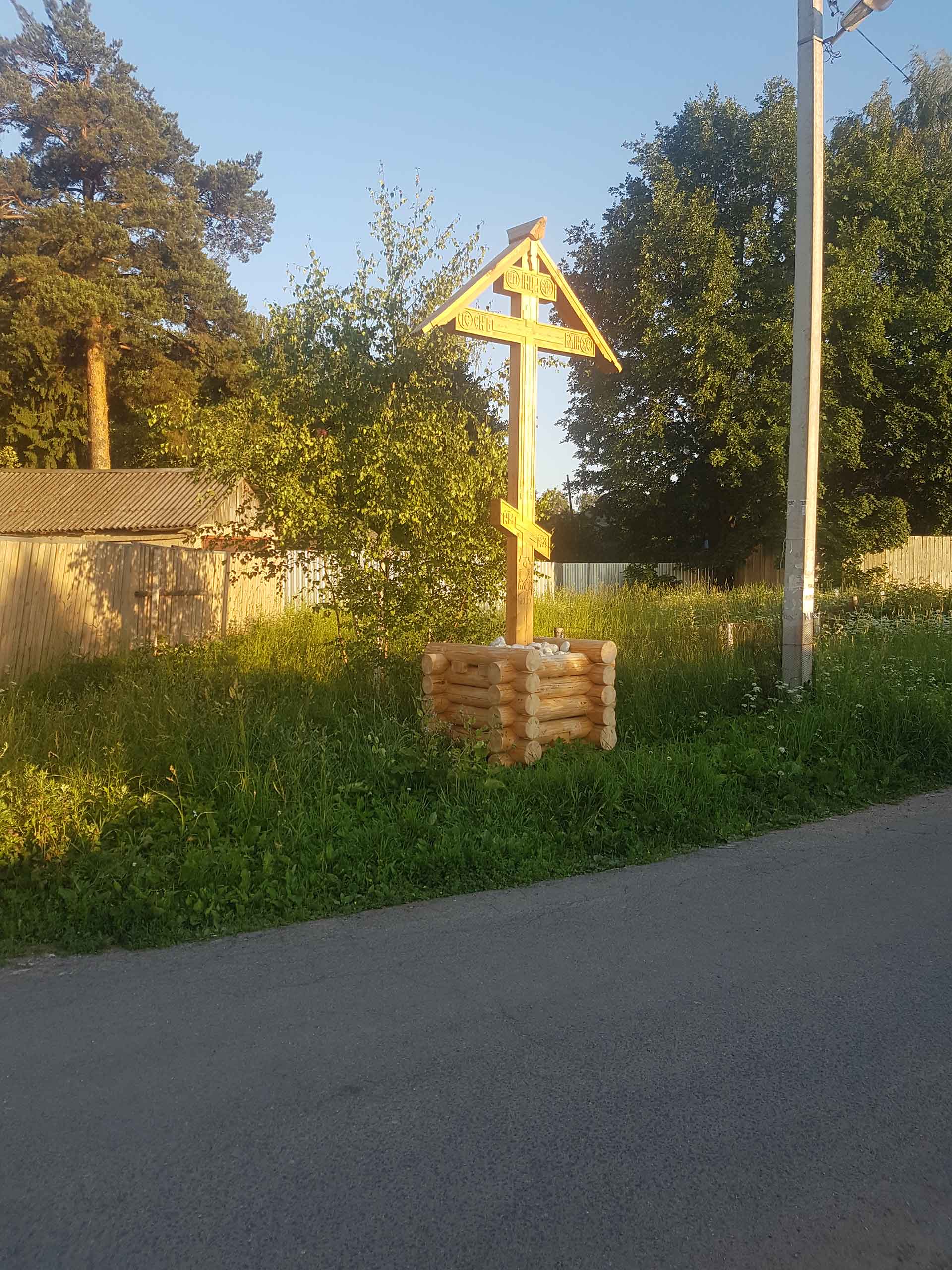 Московская область, Крест в поселке Черкизово