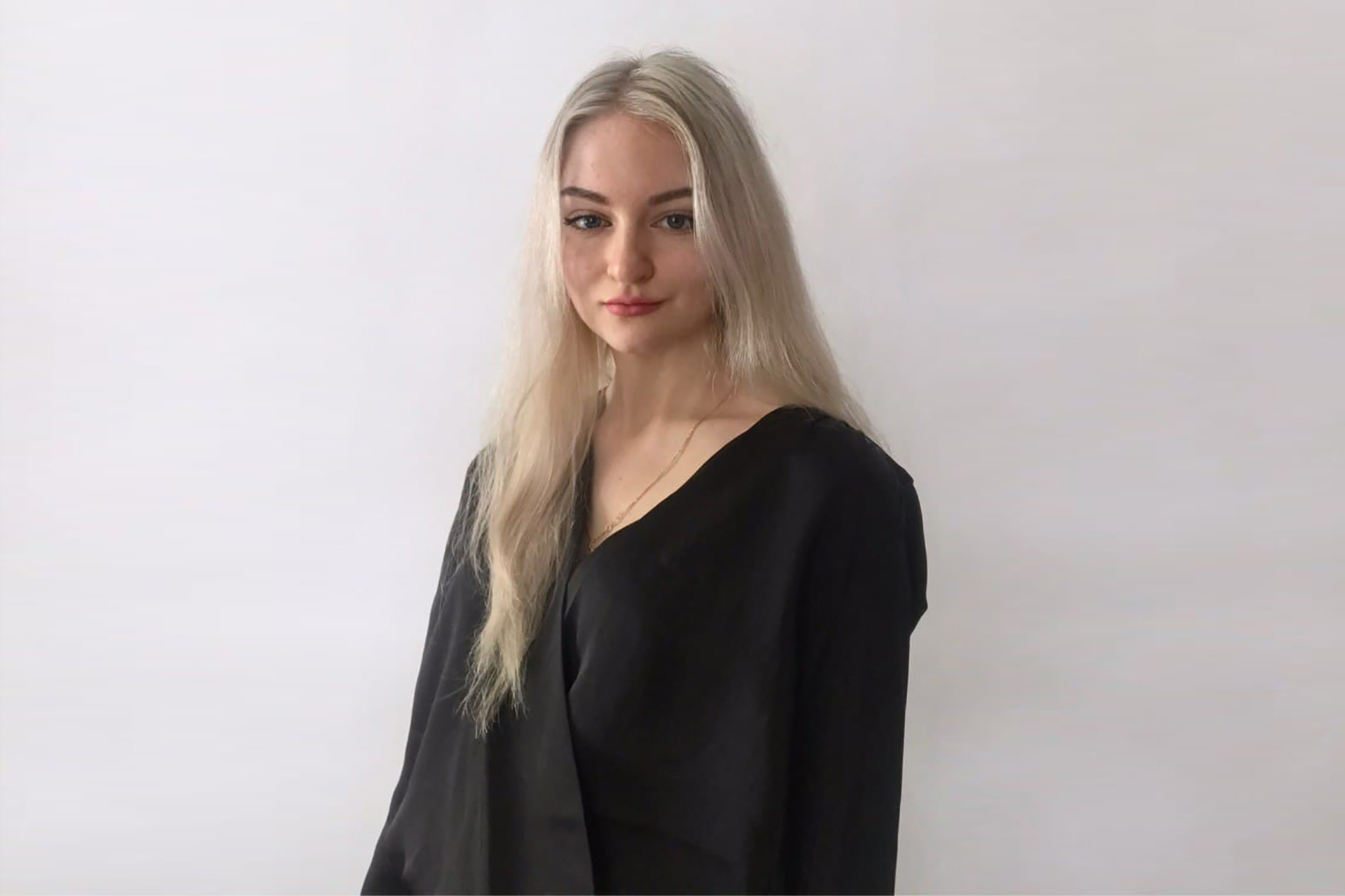 Диана Дуванова, опыт работы 2 года в создании сайтов и настройке рекламы
