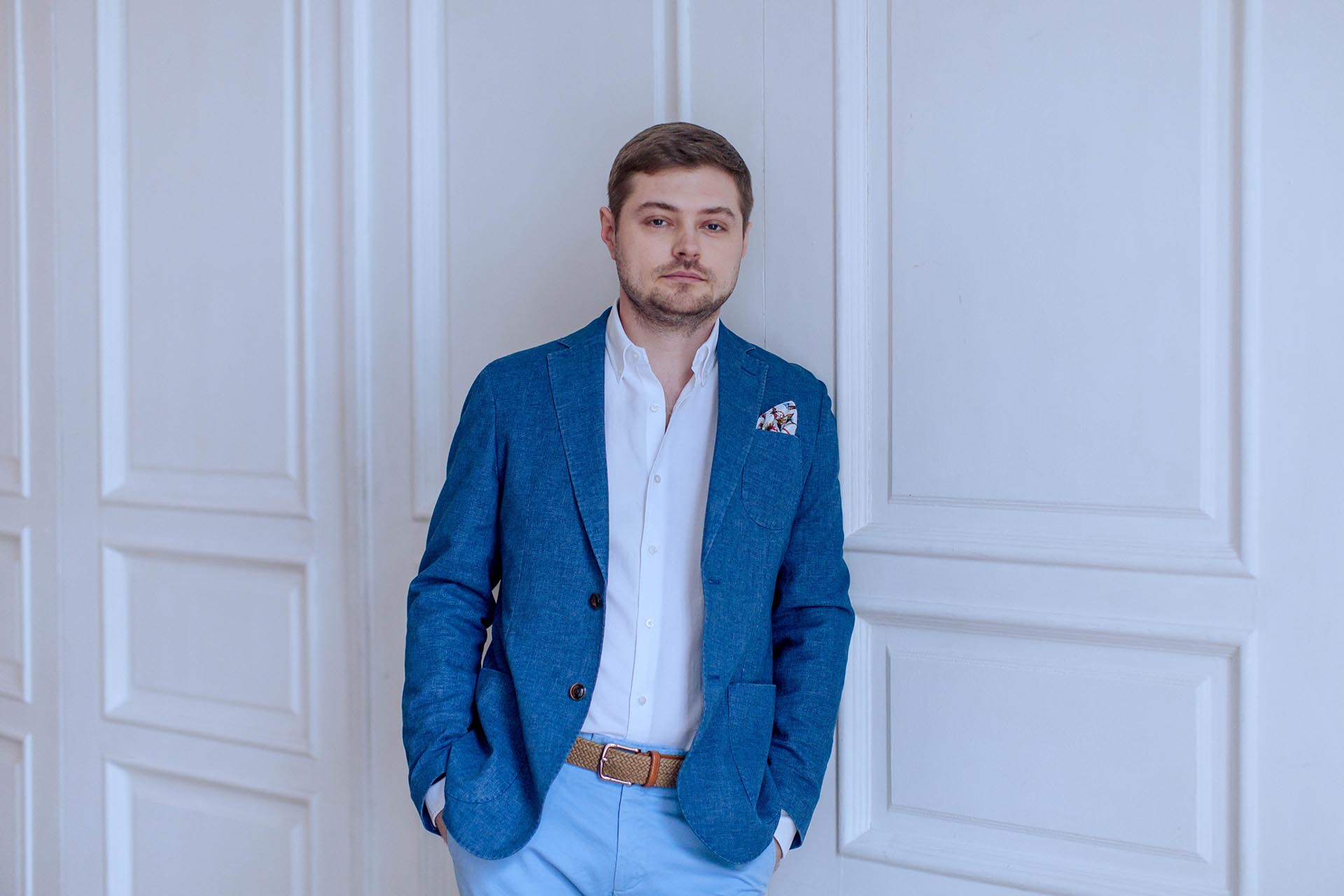 Виталий Антонов - продюсер онлайн-курсов, онлайн-образование, продажи через Инстаграм и Вконтакте