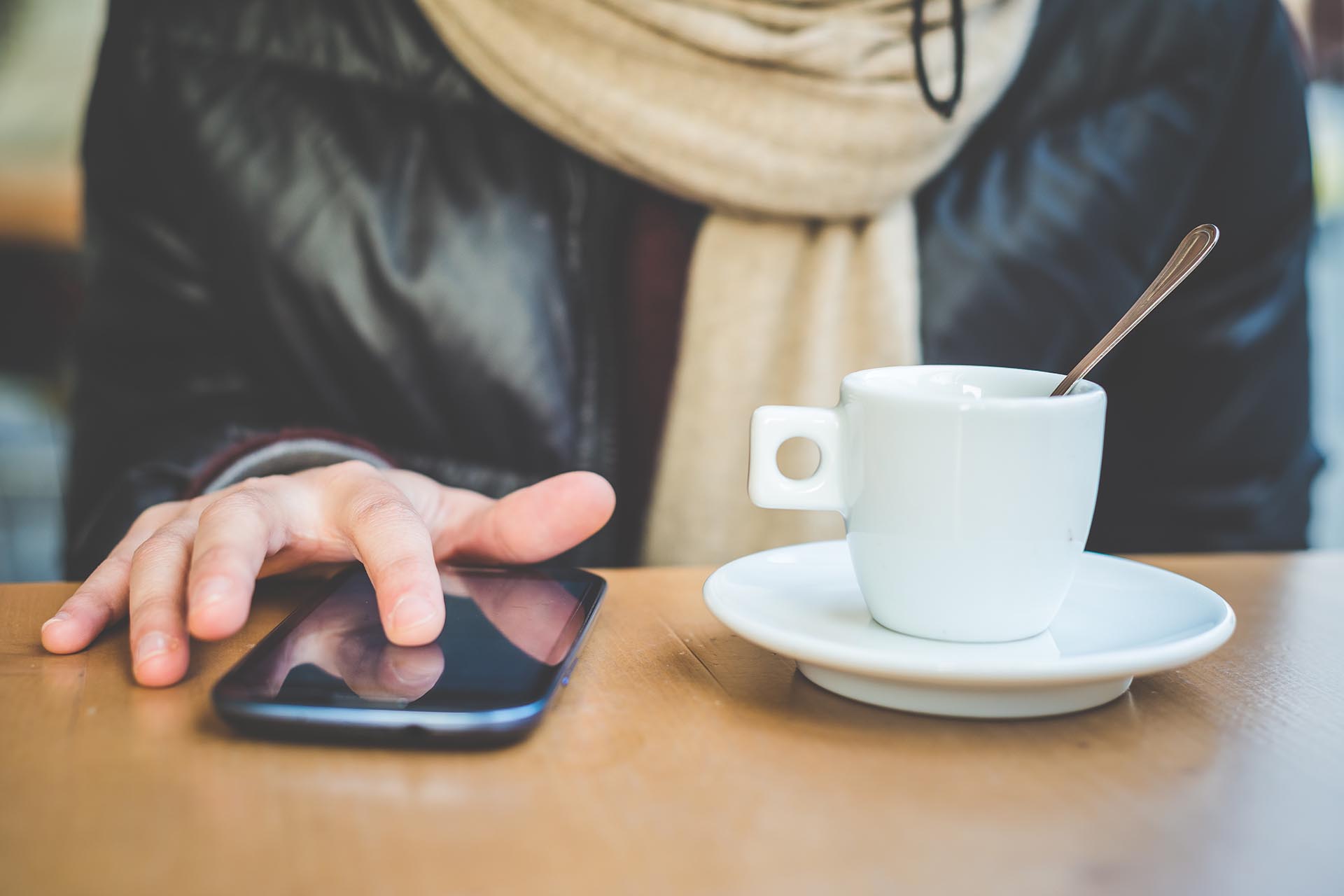 Бесплатный вебинар: Как за чашкой кофе с телефона контролировать свой бизнес?